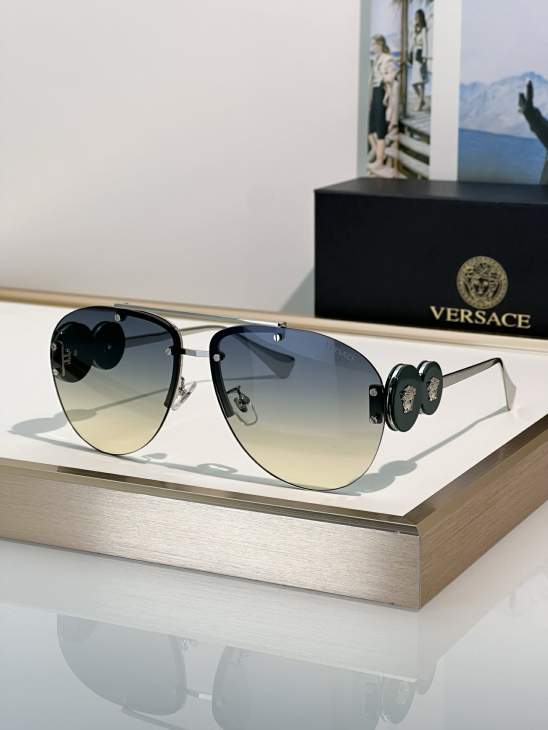 Picture of Versace Sunglasses _SKUfw79279710fw